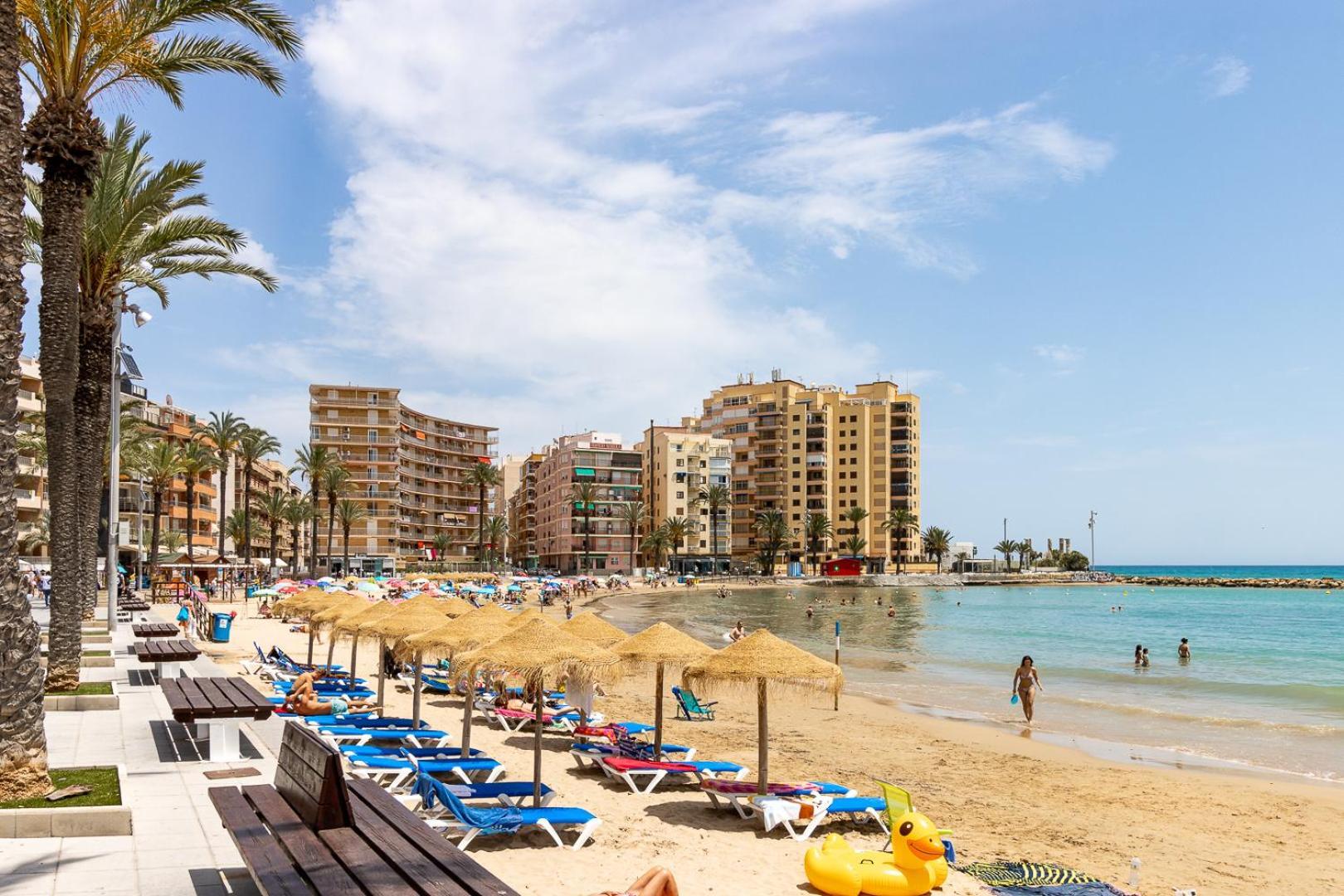 Apartment Near Beach, Playa Del Cura Torrevieja Luaran gambar